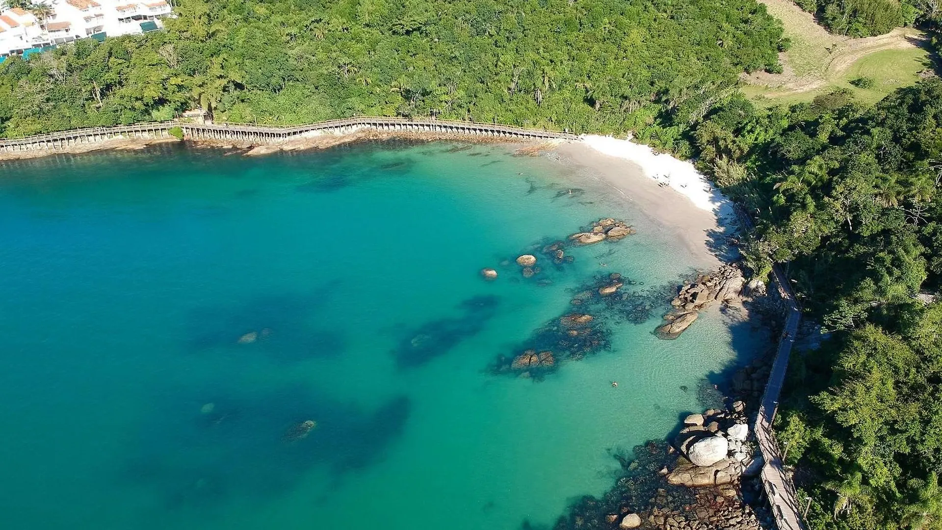 Apto Novo, Com Piscina, 250M Da Praia Bombinhas