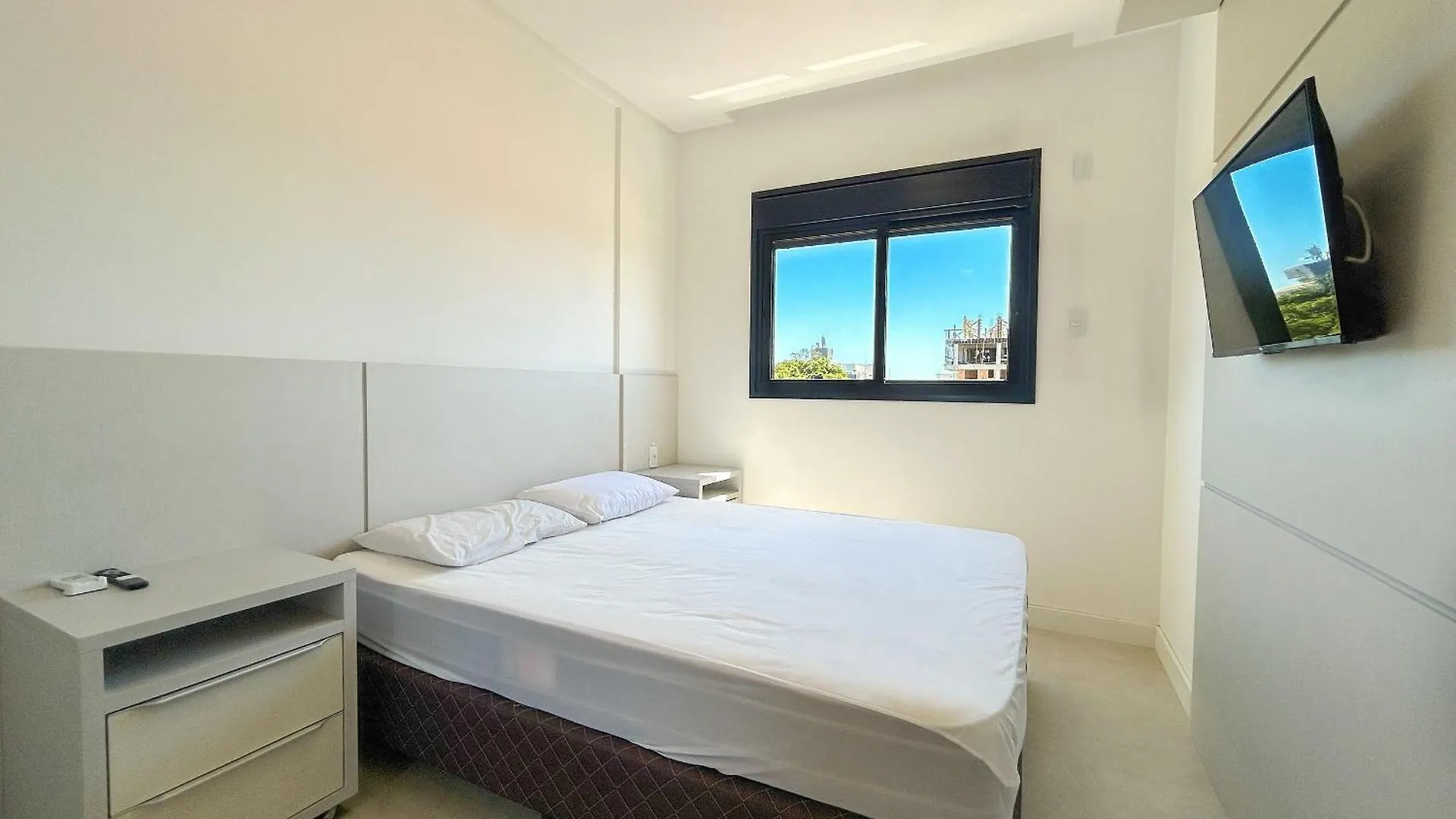 Apto Novo, Com Piscina, 250M Da Praia Bombinhas Apartmán